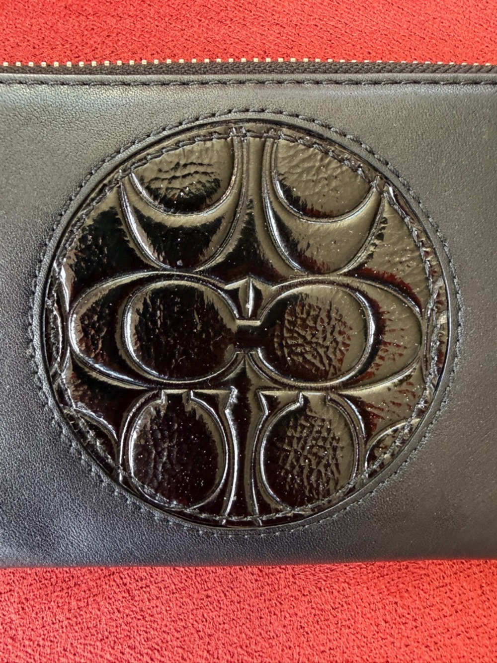 Coach Black Leather Zip Around Wallet Wristlet Large Logo Medallion Clutch